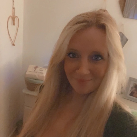 ashleydelong433